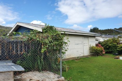 Photo of property in 39 Inverness Street, Dunollie, Runanga, 7803