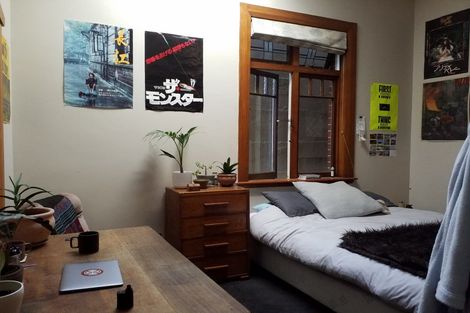 Photo of property in 64 Hawker Street, Mount Victoria, Wellington, 6011