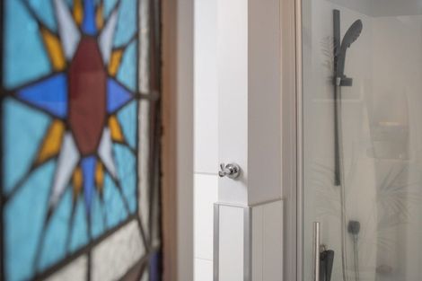 Photo of property in 366a Devonport Road, Tauranga South, Tauranga, 3112