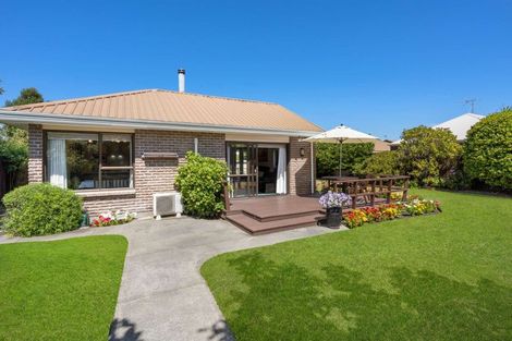 Photo of property in 3 Broadhaven Avenue, Parklands, Christchurch, 8083