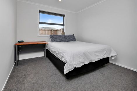 Photo of property in 25 Taurangawaka Road, One Tree Point, 0118