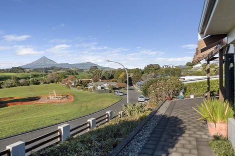 Photo of property in 4 Kororako Grove, Whalers Gate, New Plymouth, 4310