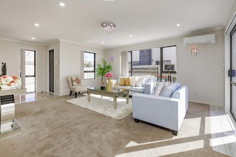 Photo of property in 11b Oxford Road, Manurewa, Auckland, 2102