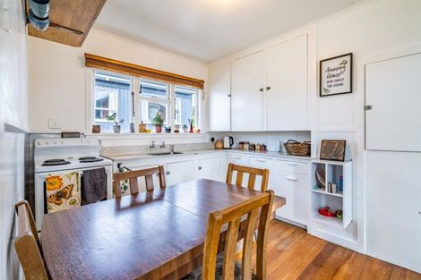 Photo of property in 246f Marine Parade, Bluff, 9814