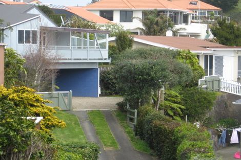 Photo of property in 32 Bayly Road, Moturoa, New Plymouth, 4310