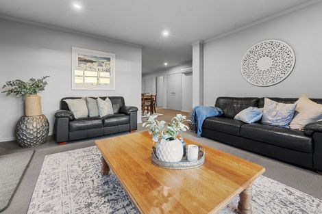 Photo of property in 6 Barometer Way, Pyes Pa, Tauranga, 3112