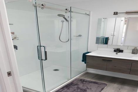 Photo of property in 2/84a Gloucester Street, Greenmeadows, Napier, 4112