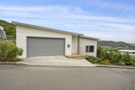 Photo of property in 10 Mewburn Rise, Karori, Wellington, 6012