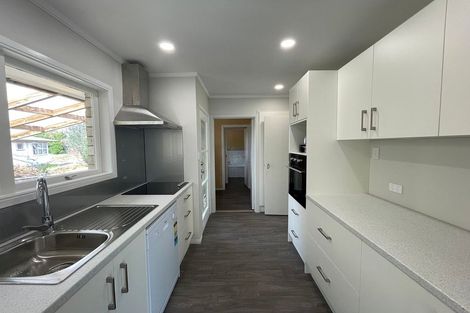 Photo of property in 8 Tatariki Street, Rosehill, Papakura, 2113