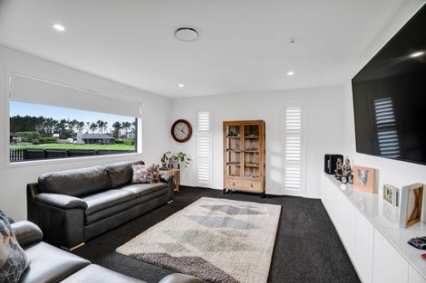 Photo of property in 26 Mercade Close, Stratford, 4332