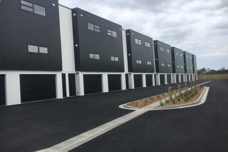 Photo of property in 2/22 Ashley Place, Papamoa Beach, Papamoa, 3118