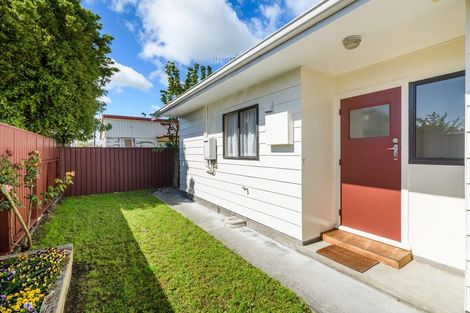Photo of property in 3b Denbigh Square, Feilding, 4702