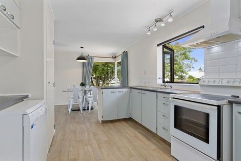 Photo of property in 27 Radiata Street, Fairview Downs, Hamilton, 3214