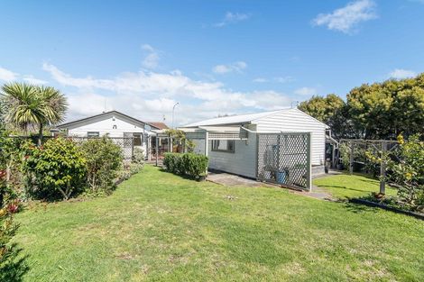 Photo of property in 133 Weggery Drive, Waikanae Beach, Waikanae, 5036