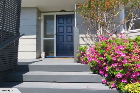 Photo of property in 7 Aries Place, Kawaha Point, Rotorua, 3010