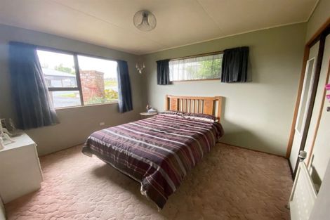 Photo of property in 2 Kamahi Street, Kaka Point, Balclutha, 9271