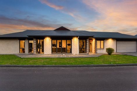 Photo of property in 9 Cottle Heath Close, Manor Park, Lower Hutt, 5019