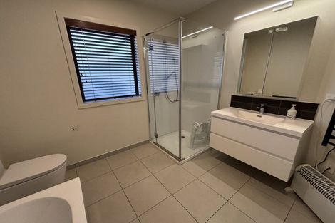 Photo of property in 123 Cashmere Drive, Fitzherbert, Palmerston North, 4410