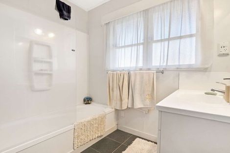 Photo of property in 1 Bledisloe Avenue, Putaruru, 3411