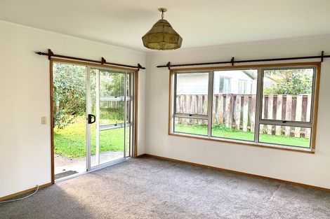 Photo of property in 97 Lynwood Road, New Lynn, Auckland, 0600