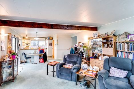 Photo of property in 14 Stiles Avenue, Waipukurau, 4200