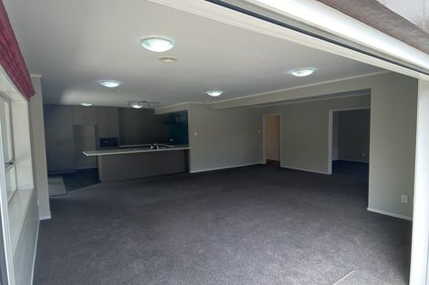Photo of property in 6 Barnhill Crescent, Pahurehure, Papakura, 2113