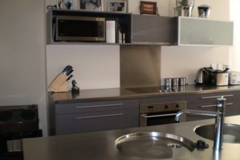 Photo of property in 21/2 Onslow Road, Khandallah, Wellington, 6035