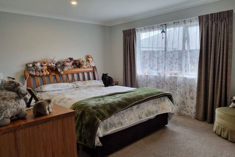 Photo of property in Maltworks Villas, 24/60 Port Hills Road, Heathcote Valley, Christchurch, 8022