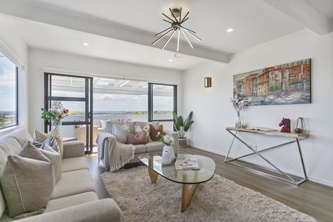 Photo of property in 27 Gilfillan Street, Blockhouse Bay, Auckland, 0600