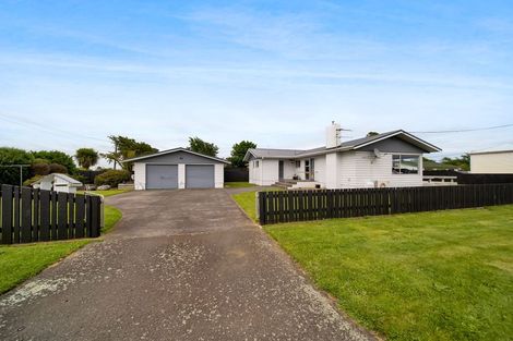 Photo of property in 3 Egmont Street, Normanby, Hawera, 4614