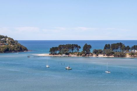 Photo of property in 9 Ridge Road, Tairua, 3508