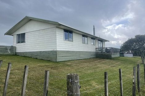 Photo of property in 81 Longs Road, Hikurangi, 0181