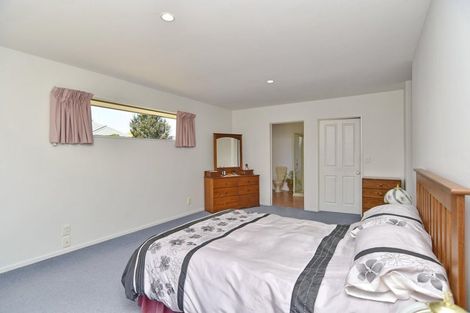 Photo of property in 4 Wilmington Place, Shirley, Christchurch, 8061