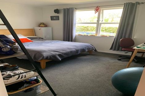 Photo of property in 11 Dellwood Avenue, Henderson, Auckland, 0612