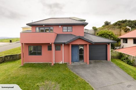 Photo of property in 8a Birkhall Grove, Strathmore Park, Wellington, 6022
