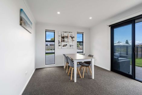 Photo of property in 32 Tara Crescent, Woodend, 7610