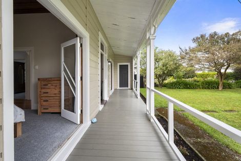 Photo of property in 37 Grey Street, Marton, 4710