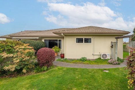 Photo of property in 14 Flemington Place, Taradale, Napier, 4112