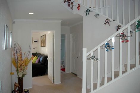 Photo of property in 192a Botany Road, Botany Downs, Auckland, 2010