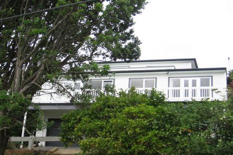 Photo of property in 5 Torwood Road, Khandallah, Wellington, 6035