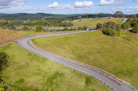 Photo of property in 105 Zanders Road, Helensville, Waimauku, 0882