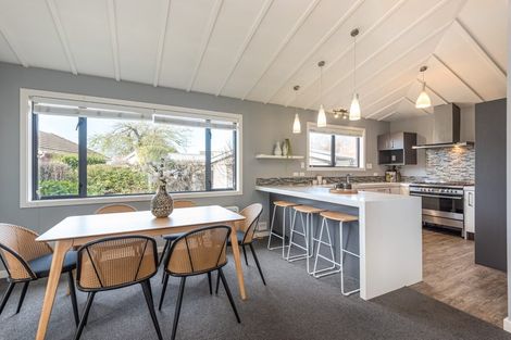 Photo of property in 20 Toorak Avenue, Avonhead, Christchurch, 8042