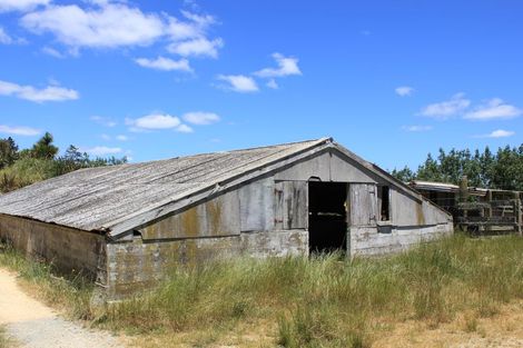 Photo of property in 74a Whananaki North Road, Whakapara, Hikurangi, 0181