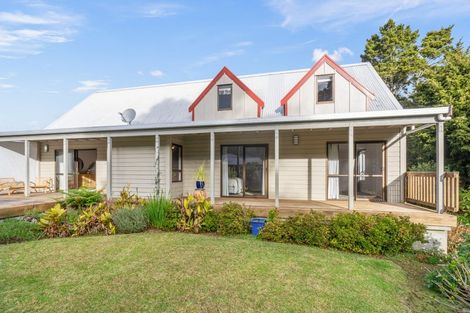 Photo of property in 5 Tieke Place, Horahora, Whangarei, 0110