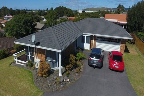 Photo of property in 9a Plateau Heights, Mount Maunganui, 3116