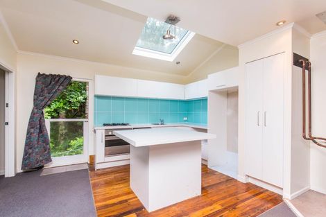 Photo of property in 796 South Titirangi Road, Titirangi, Auckland, 0604