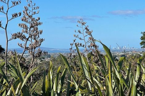 Photo of property in 48 Christian Road, Swanson, Auckland, 0614