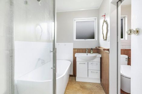 Photo of property in 19 Lansdowne Crescent, Glenview, Hamilton, 3206