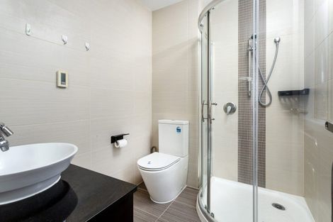 Photo of property in 8 Hornbill Drive, Fairview Heights, Auckland, 0632