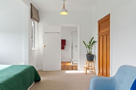 Photo of property in 109 Freyberg Street, Lyall Bay, Wellington, 6022